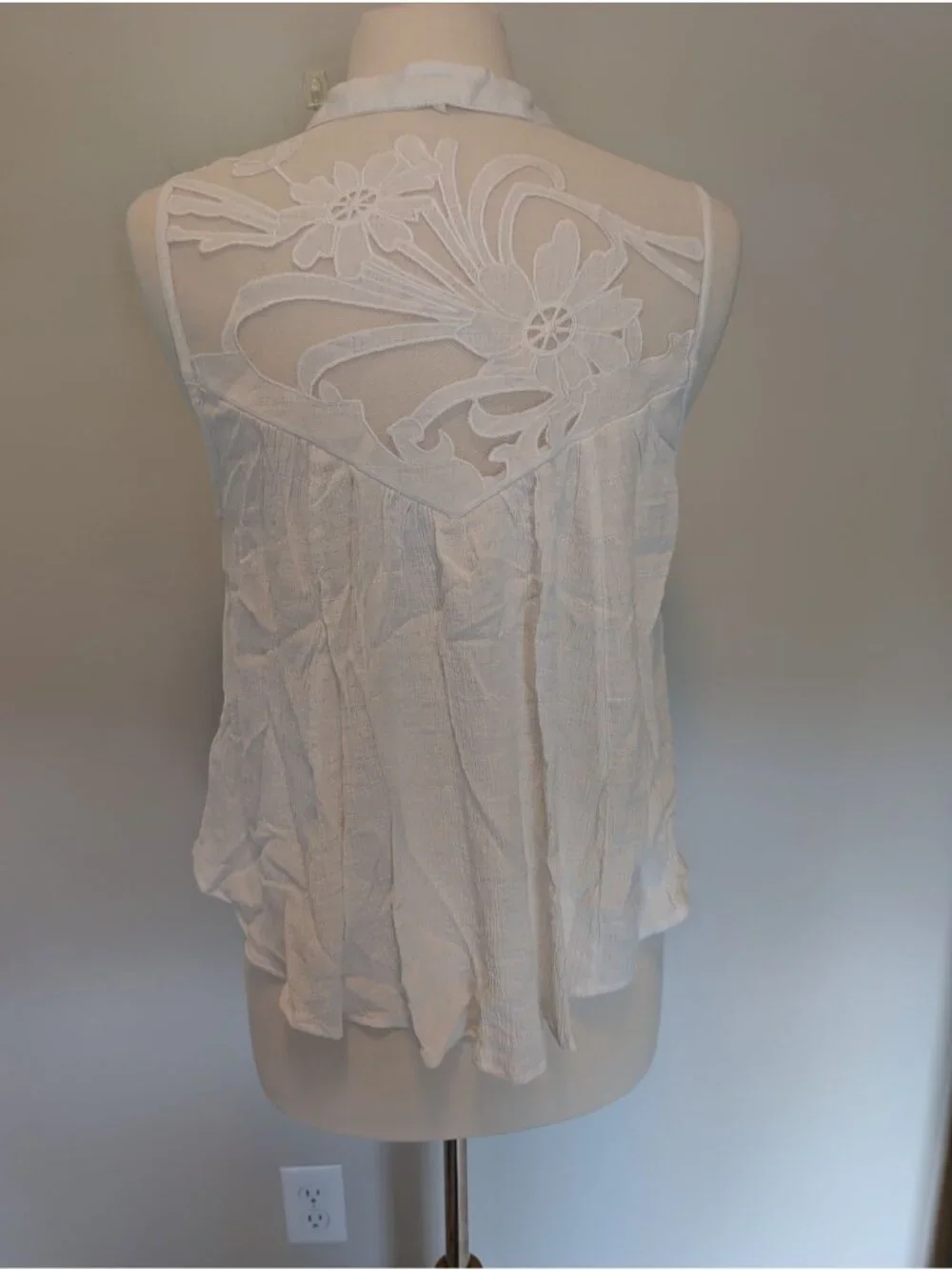 Free People Embroidered Sheer Sleeveless Top M Western Romance cottagecore